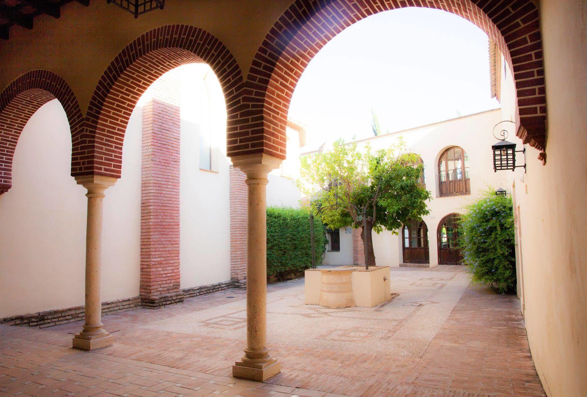 Hospederia Convento De Santa Clara Hotel Palma del Río Exterior photo